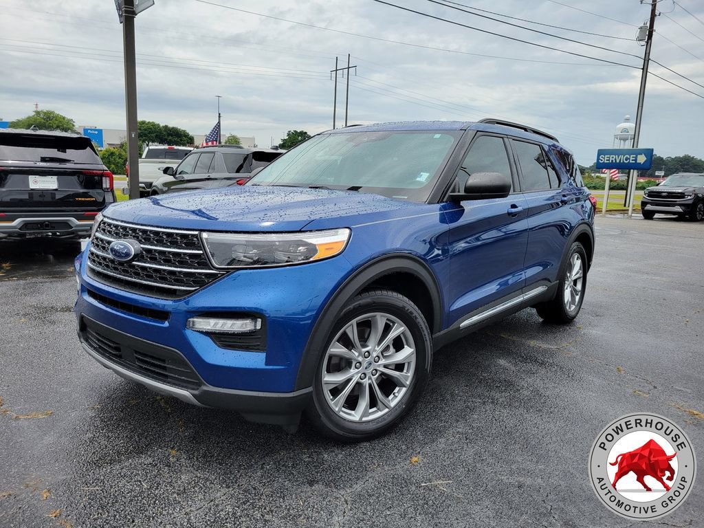 Certified 2021 Ford Explorer XLT w/ Equipment Group 202A