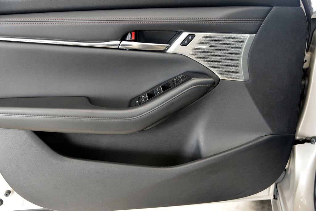 Certified 2025 MAZDA MAZDA3 2.5 Turbo Sedan w/Premium Plus image 14