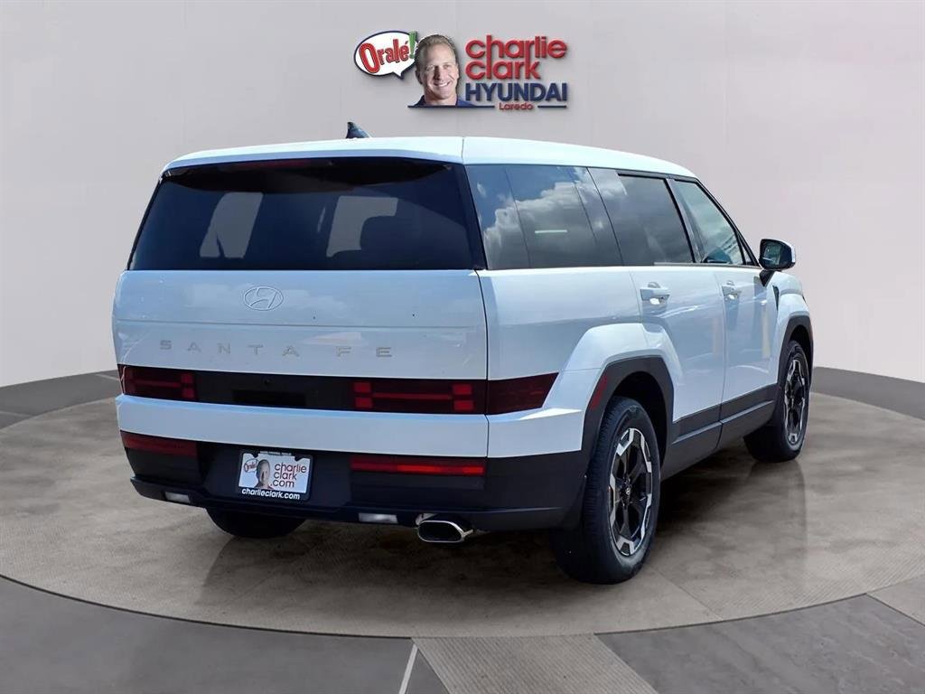 New 2026 Hyundai Santa Fe SE image 5