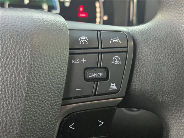 Used 2025 Toyota Camry LE image 14