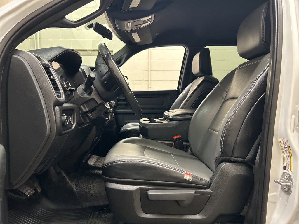 Used 2022 RAM 3500 Tradesman w/ Chrome Appearance Group image 7