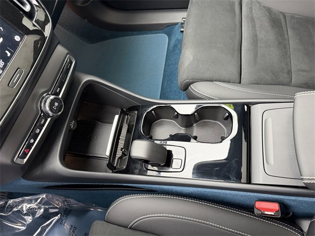 Used 2023 Volvo C40 P8 Recharge Ultimate image 24