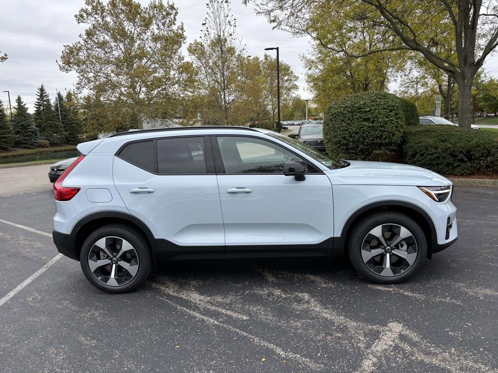New 2026 Volvo XC40 B5 Plus w/ Protection Package Premier image 8