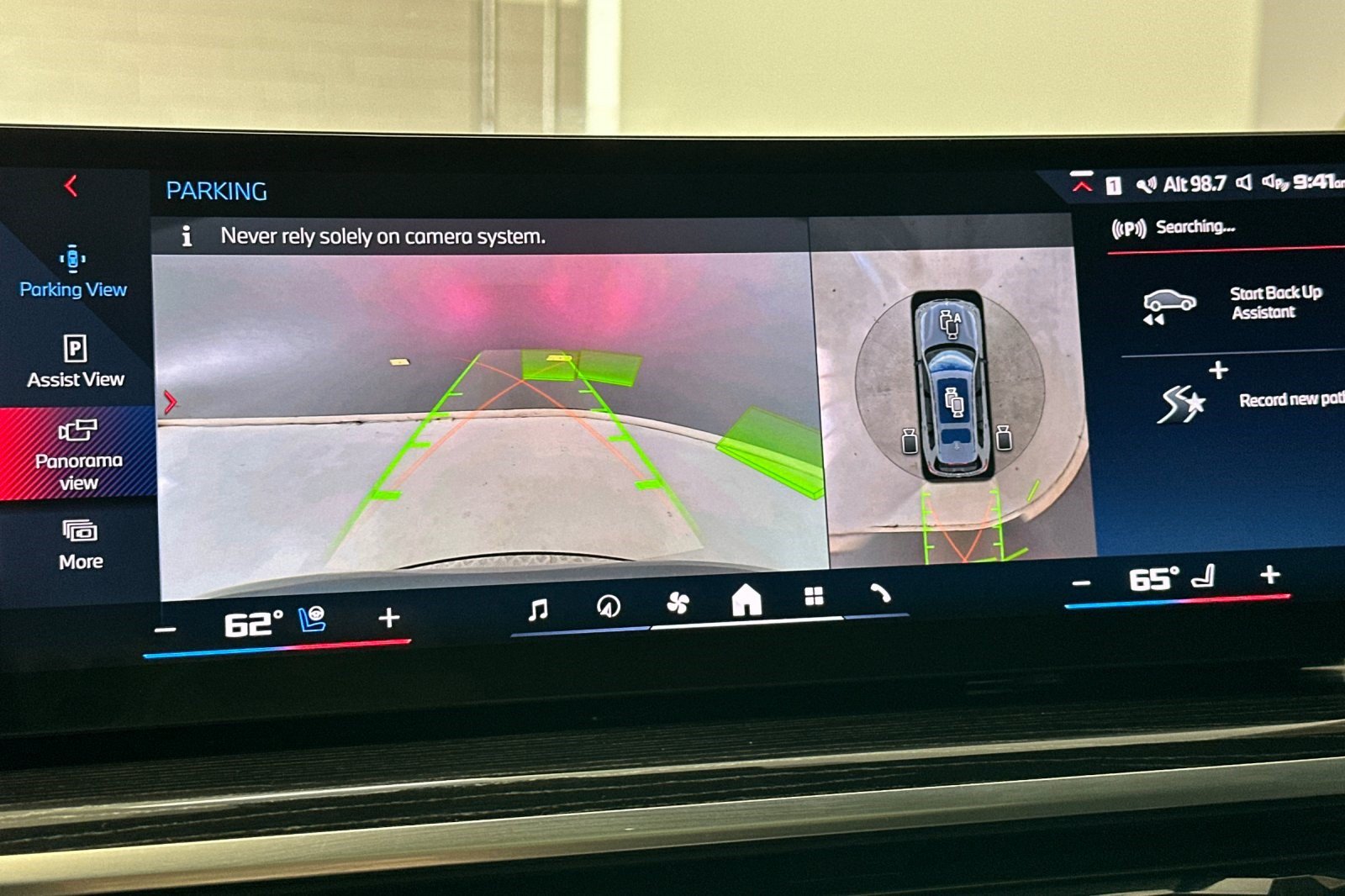 Certified 2025 BMW X7 M60i AWD/4WD image 25