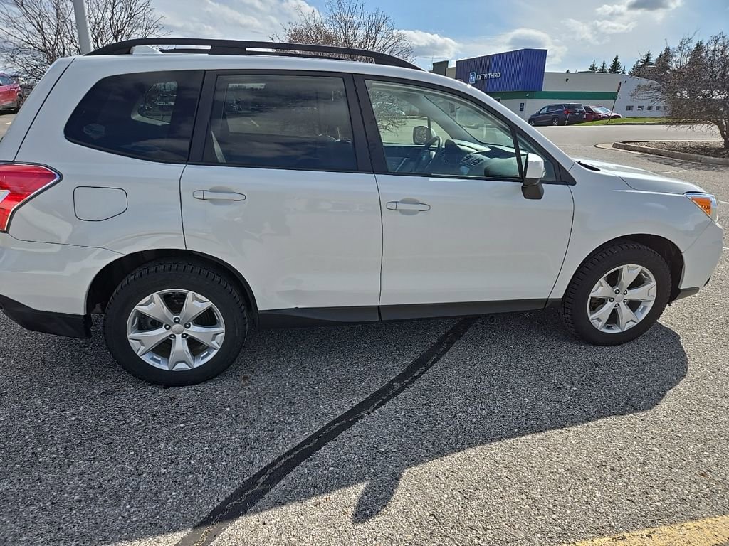 Used 2016 Subaru Forester 2.5i Premium w/ All-Weather Package image 5