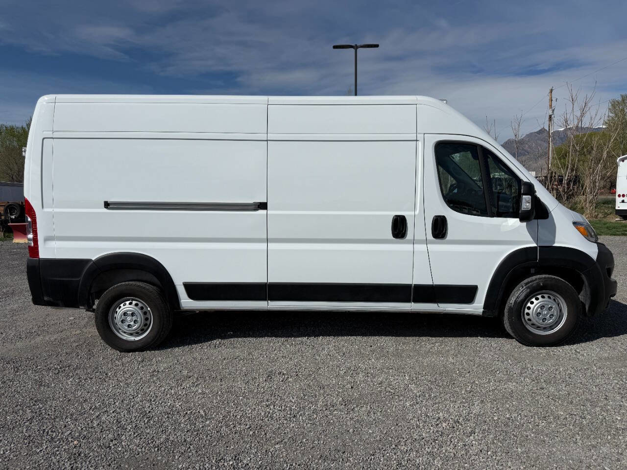 Used 2025 RAM ProMaster 2500 w/ Convenience Group image 2