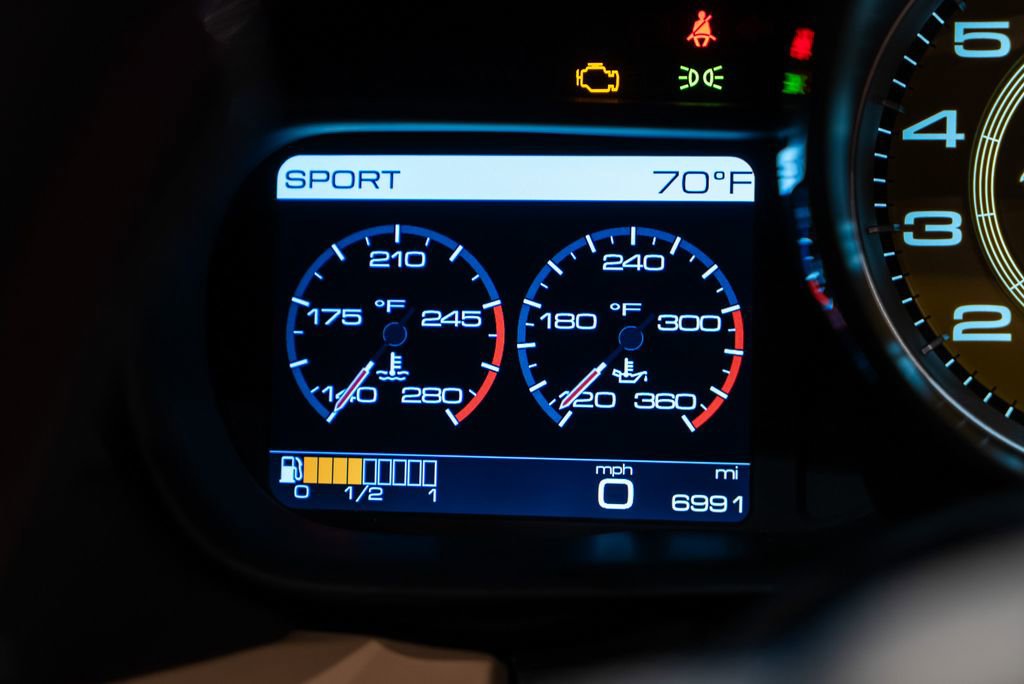 Used 2016 Ferrari California T image 31