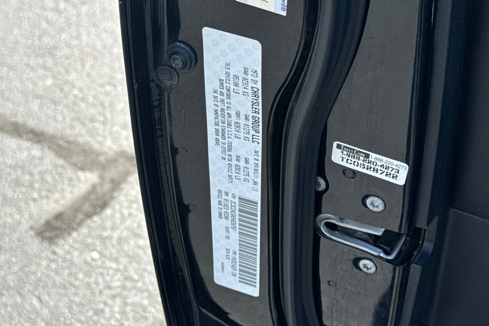 Used 2013 Chrysler 300 C RWD image 33