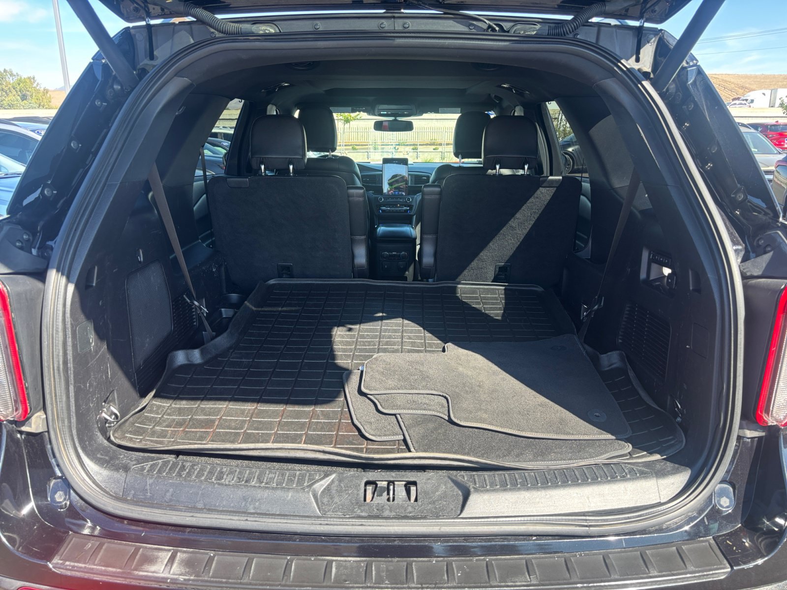 Used 2020 Ford Explorer ST w/ ST Street Pack AWD/4WD image 20