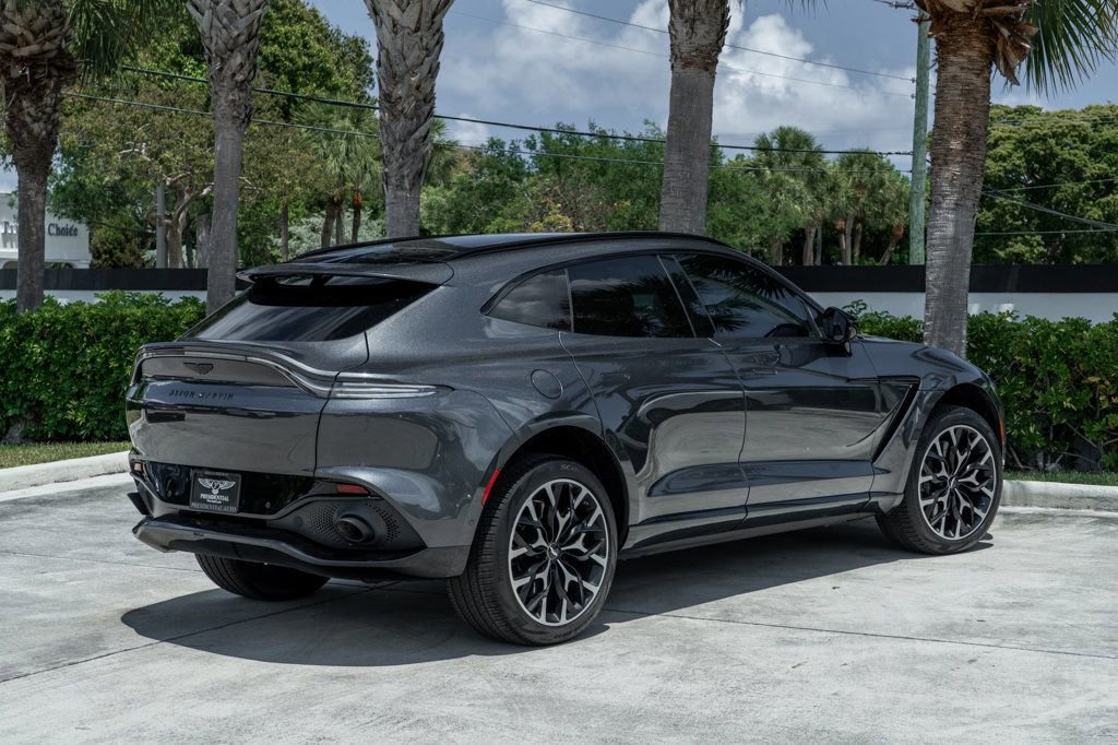 Used 2021 Aston Martin DBX AWD/4WD image 8