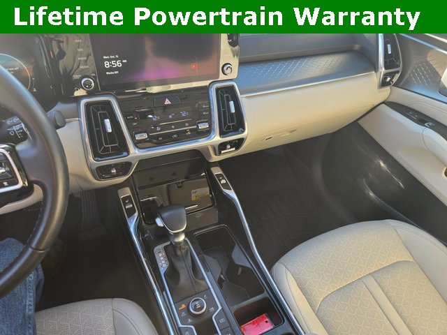 Used 2023 Kia Sorento SX image 7