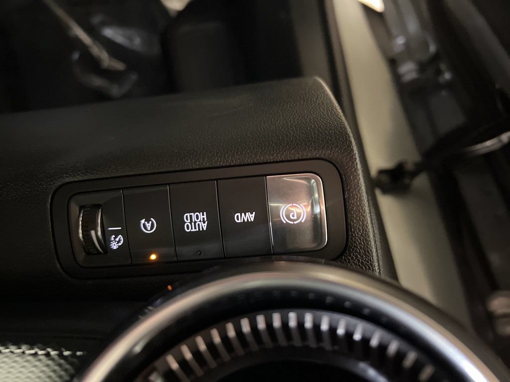 Certified 2025 Chevrolet Equinox LT AWD/4WD image 18