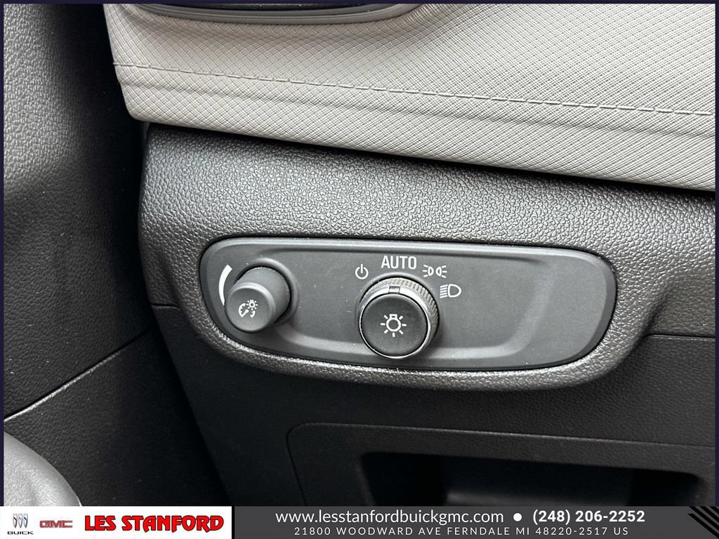 Used 2025 Chevrolet TrailBlazer LT FWD image 27