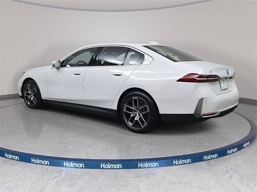 Used 2025 BMW i5 xDrive40 w/ Premium Package image 8