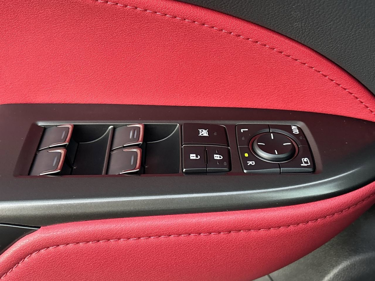 Used 2024 Lexus NX 350 F Sport image 12