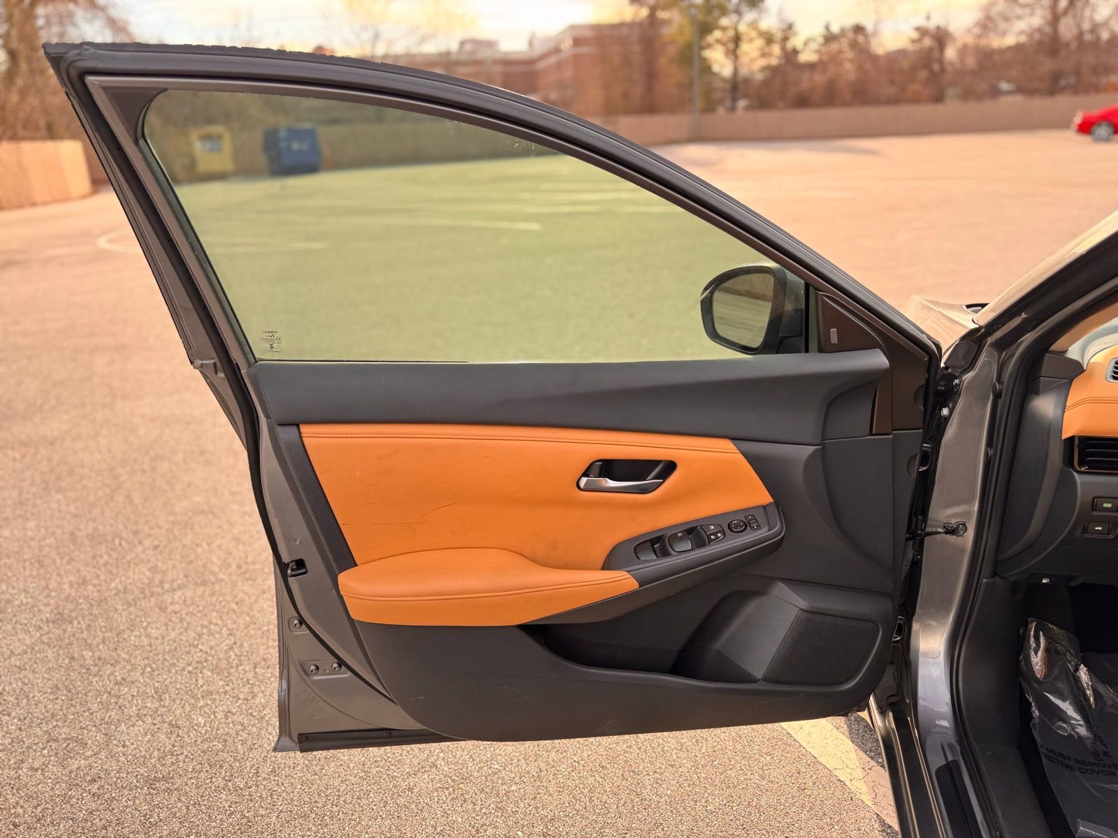 Used 2022 Nissan Sentra SV w/ SV Premium Package image 14