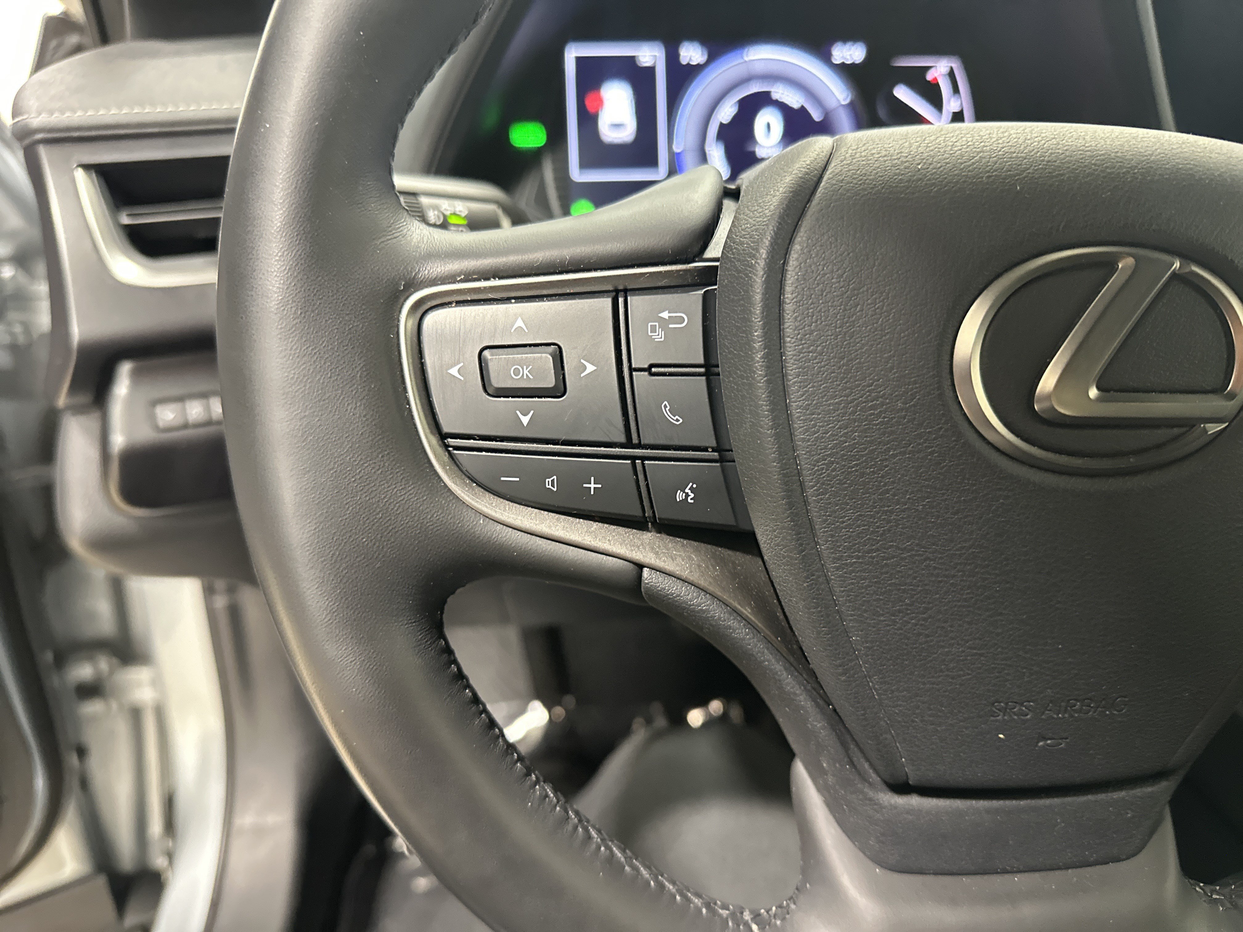 Certified 2023 Lexus UX 250h F Sport w/ Accessory Package (Z2) AWD/4WD image 19