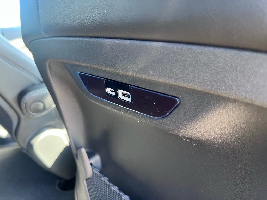 New 2026 Chrysler Pacifica Select w/ S Appearance Package FWD image 16