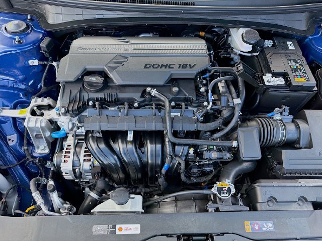 Certified 2026 Hyundai Elantra Sport FWD image 29