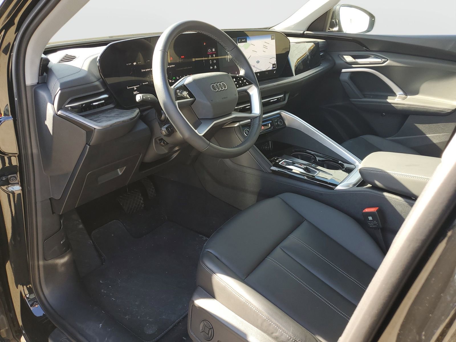 Used 2025 Audi Q5 Premium w/ Convenience Package image 19