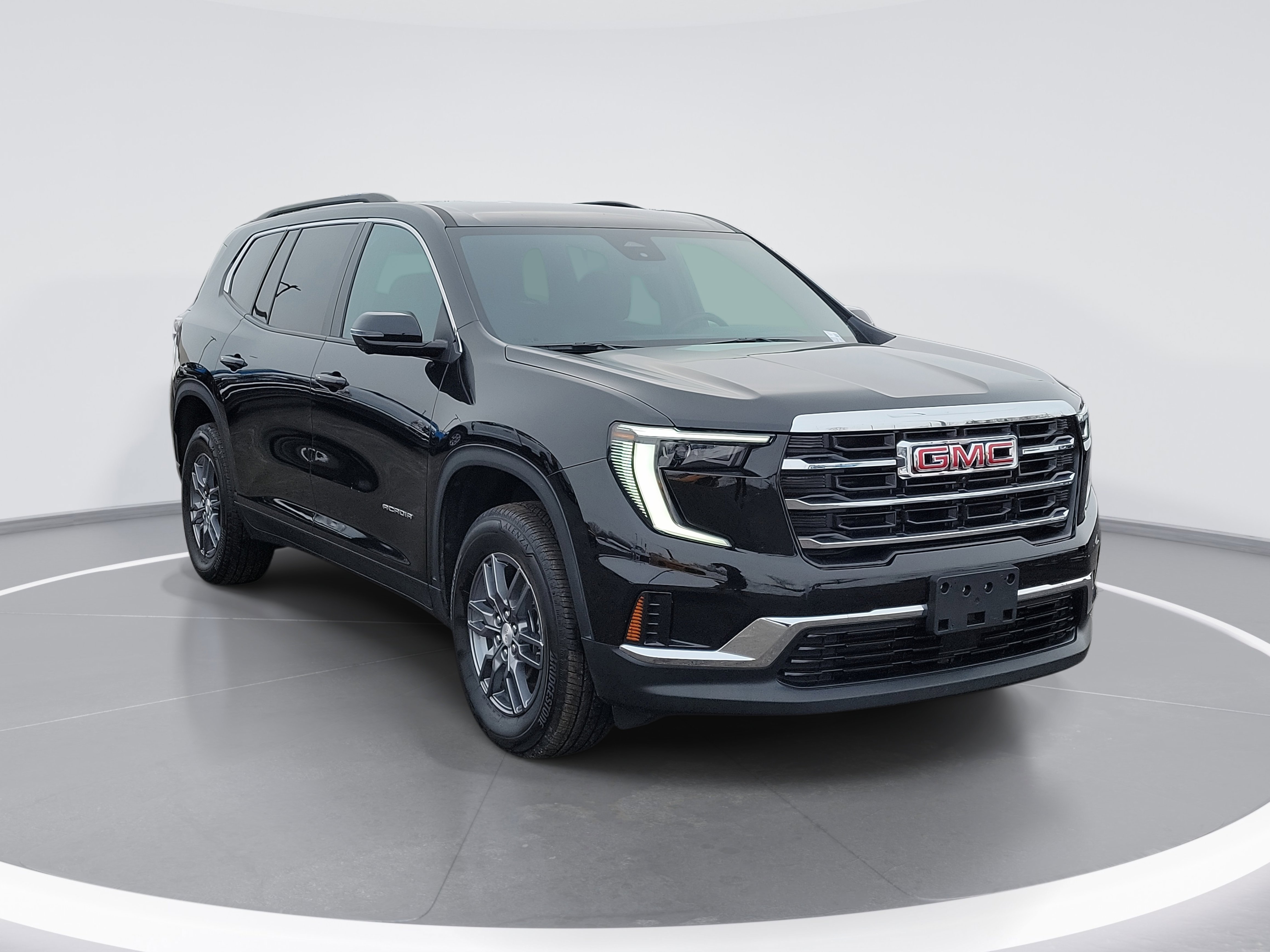 Used 2025 GMC Acadia Elevation image 2