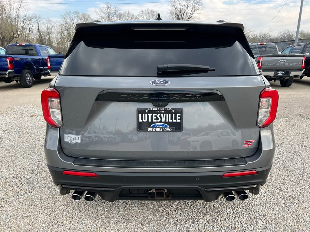 Used 2022 Ford Explorer ST w/ Equipment Group 401A image 7