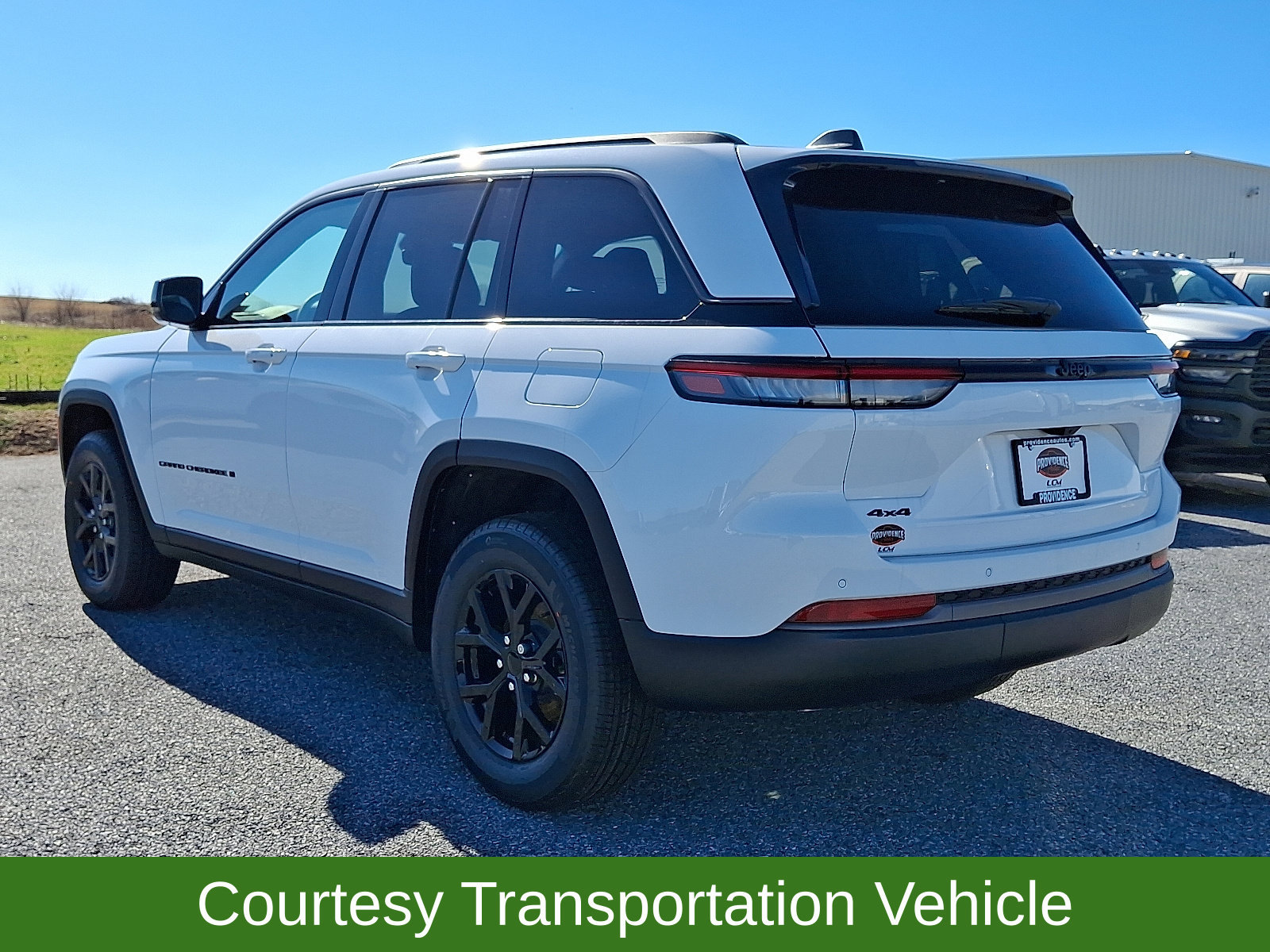 New 2026 Jeep Grand Cherokee Altitude AWD/4WD image 3