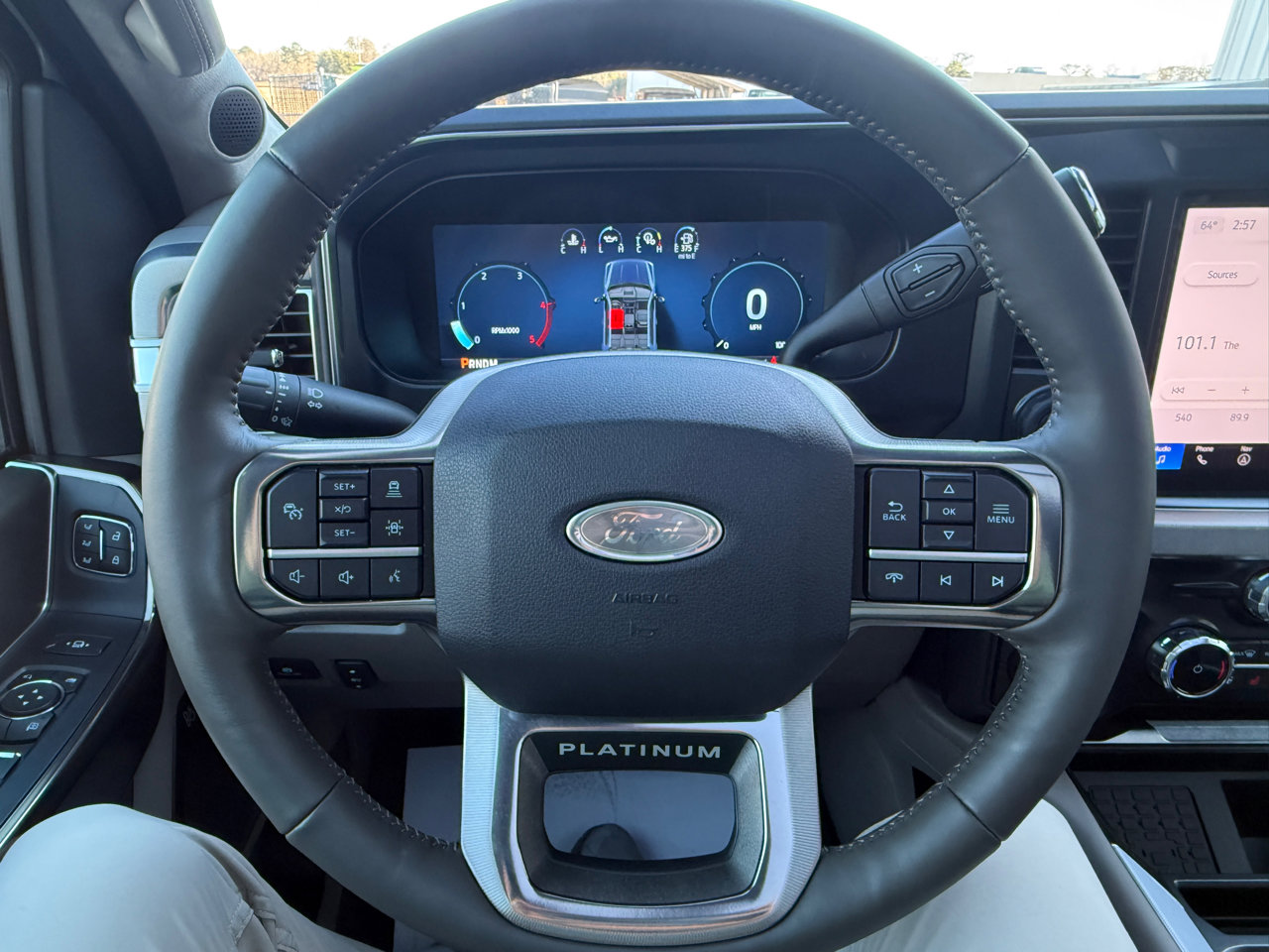 Used 2025 Ford F450 Platinum w/ Platinum Plus Package image 25