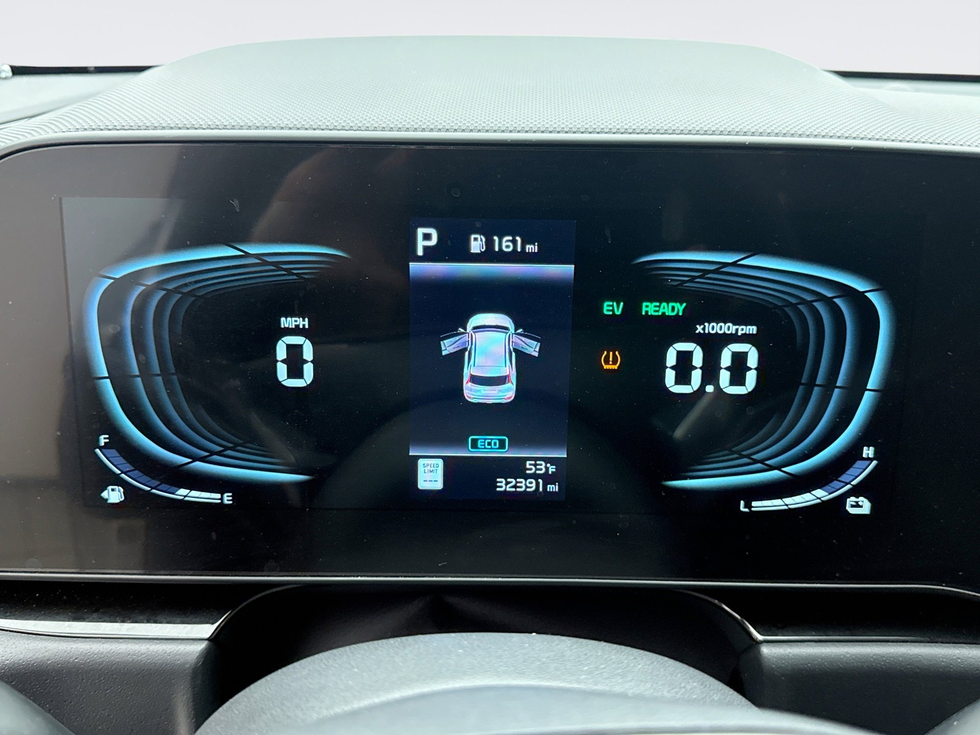 Used 2023 Kia Niro EX image 10