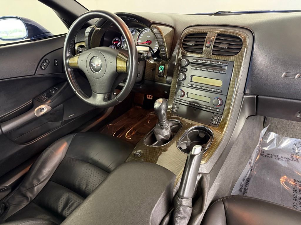 Used 2006 Chevrolet Corvette Coupe w/ Preferred Equipment Group image 17