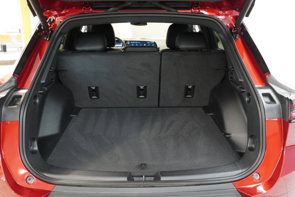 New 2026 Chevrolet Equinox EV LT FWD image 12