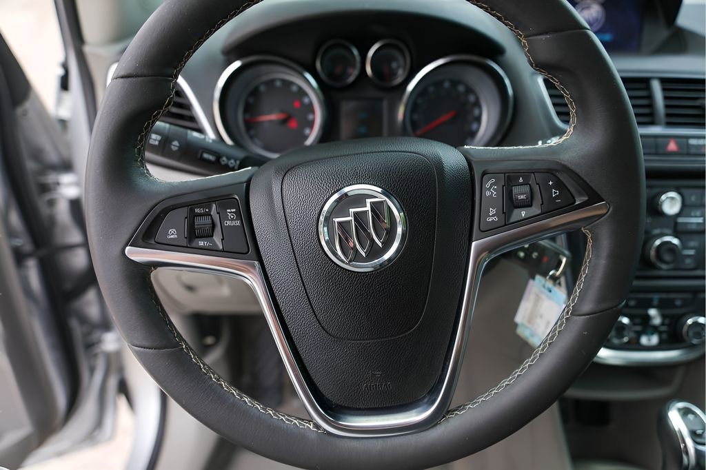 Used 2015 Buick Encore Convenience FWD image 17