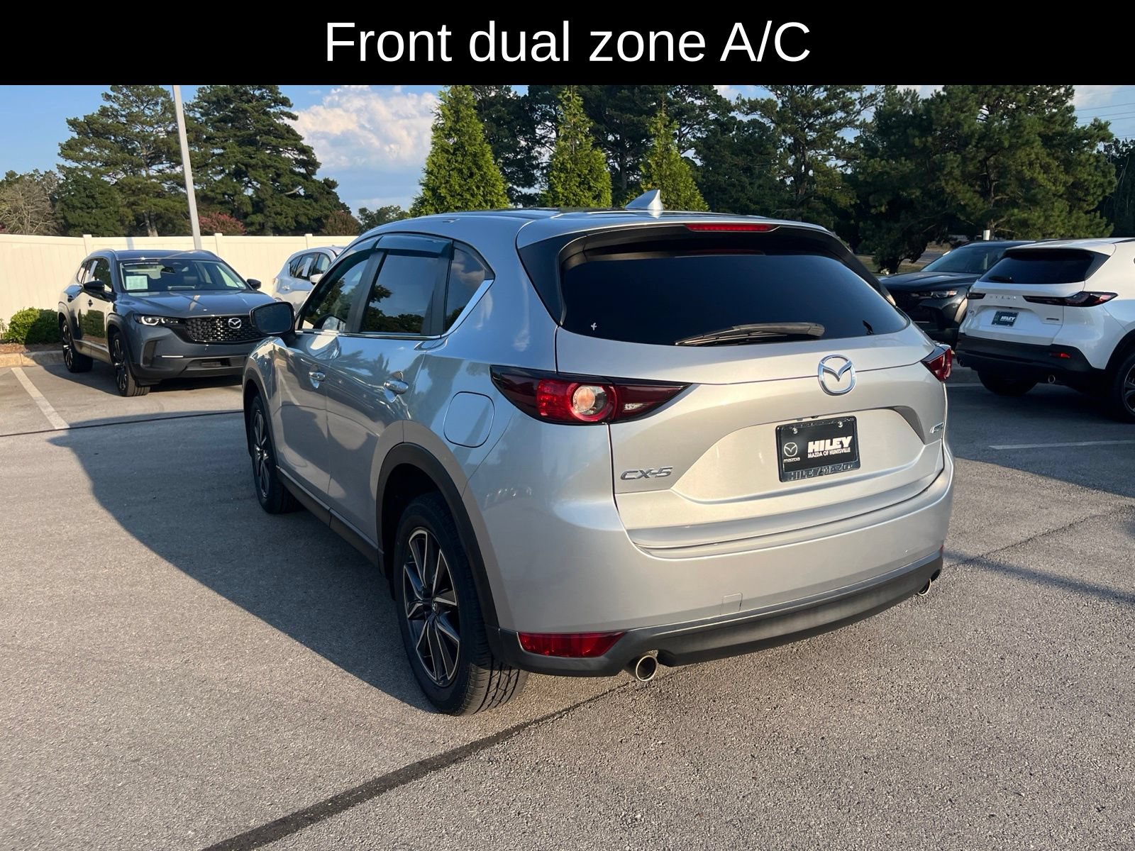 Used 2018 MAZDA CX-5 Touring w/ Preferred Equipment Package FWD image 5