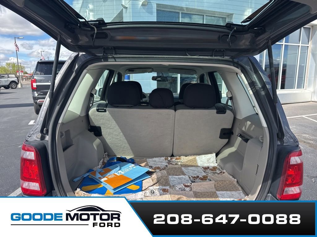 Used 2011 Ford Escape XLS w/ 101A Rapid Spec Order Code FWD image 13