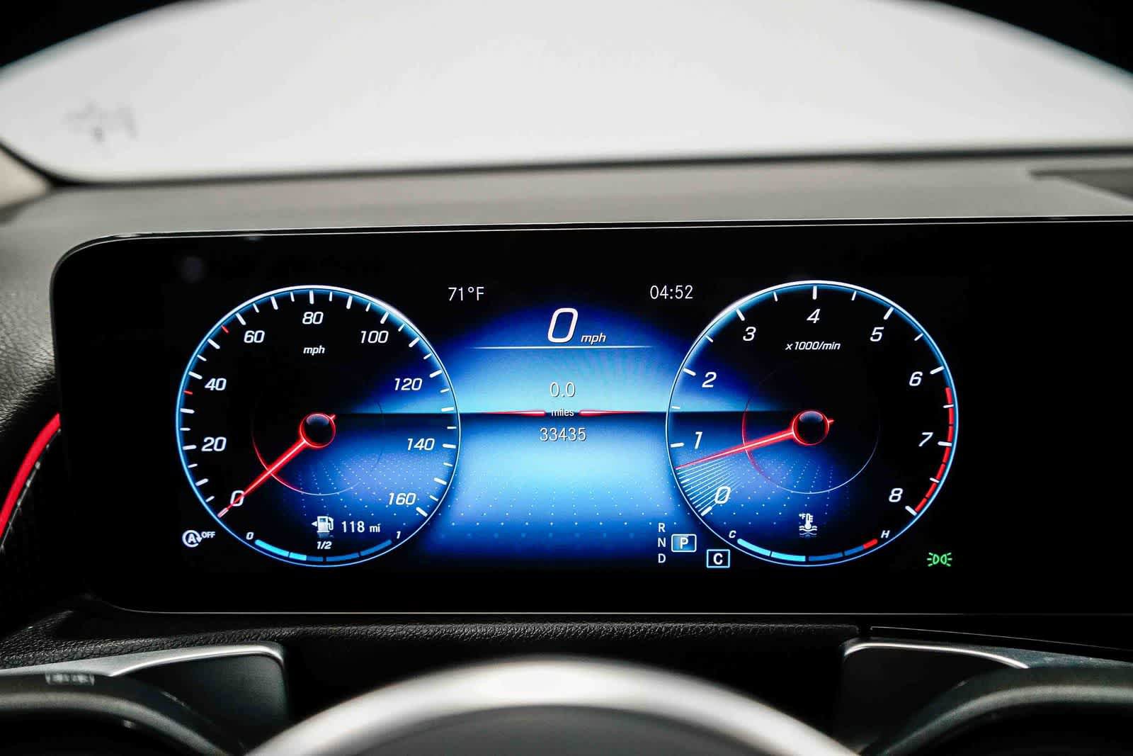 Certified 2023 Mercedes-Benz GLB 250 image 24