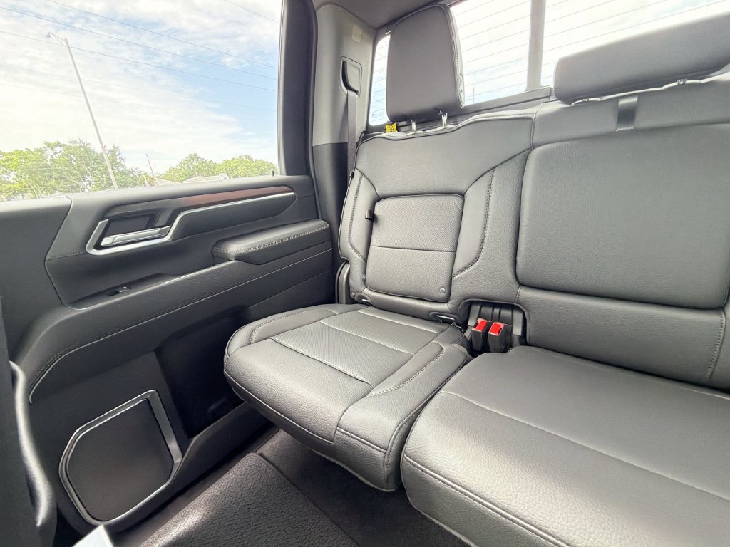 New 2026 GMC Sierra 2500 Denali w/ Denali Reserve Package AWD/4WD image 15