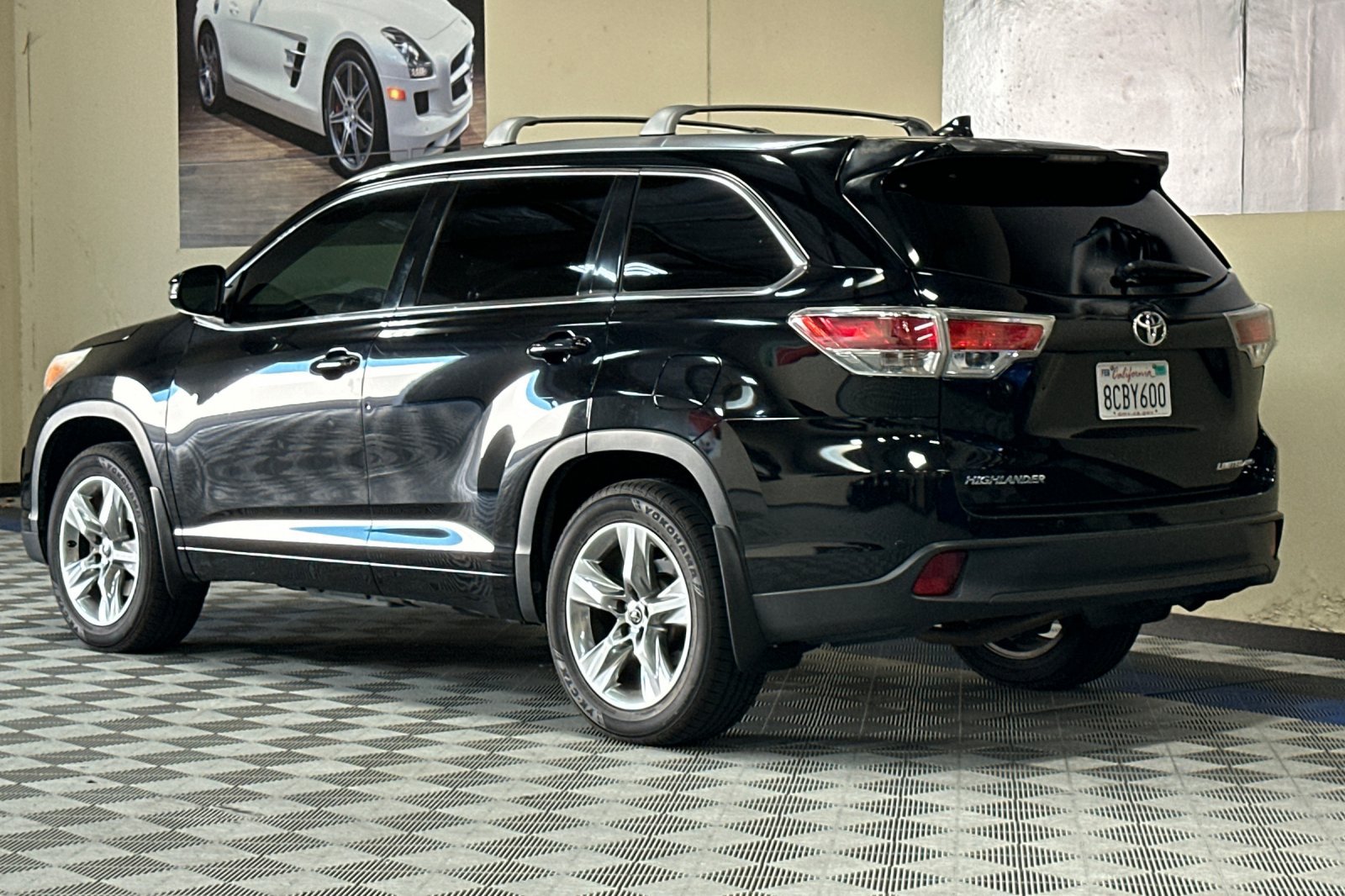 Used 2016 Toyota Highlander Limited AWD/4WD image 6