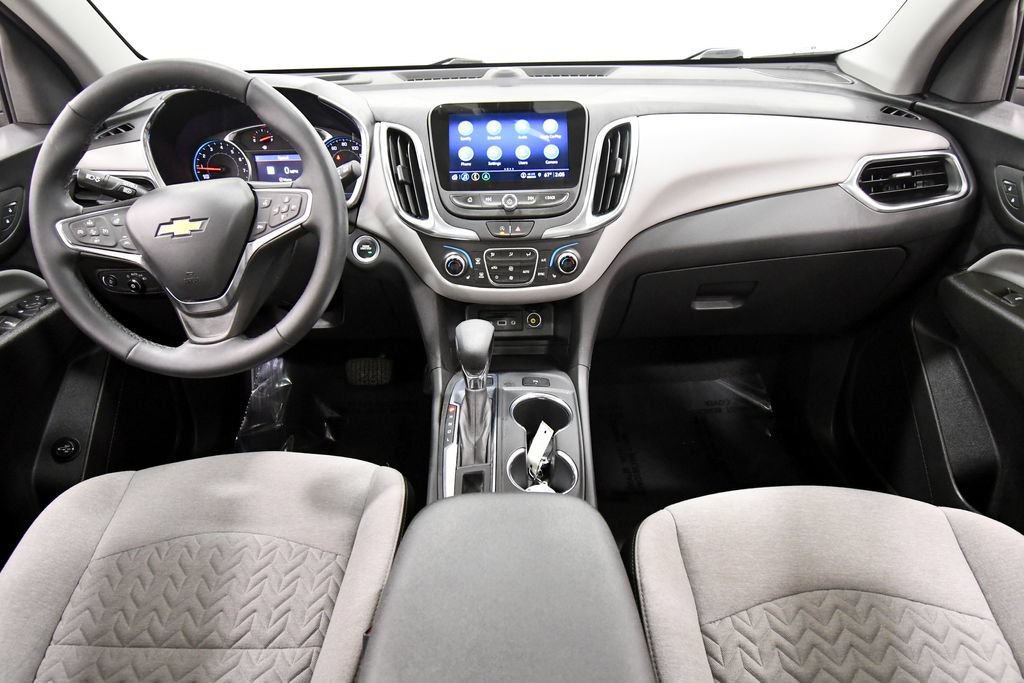 Used 2023 Chevrolet Equinox LT AWD/4WD image 3