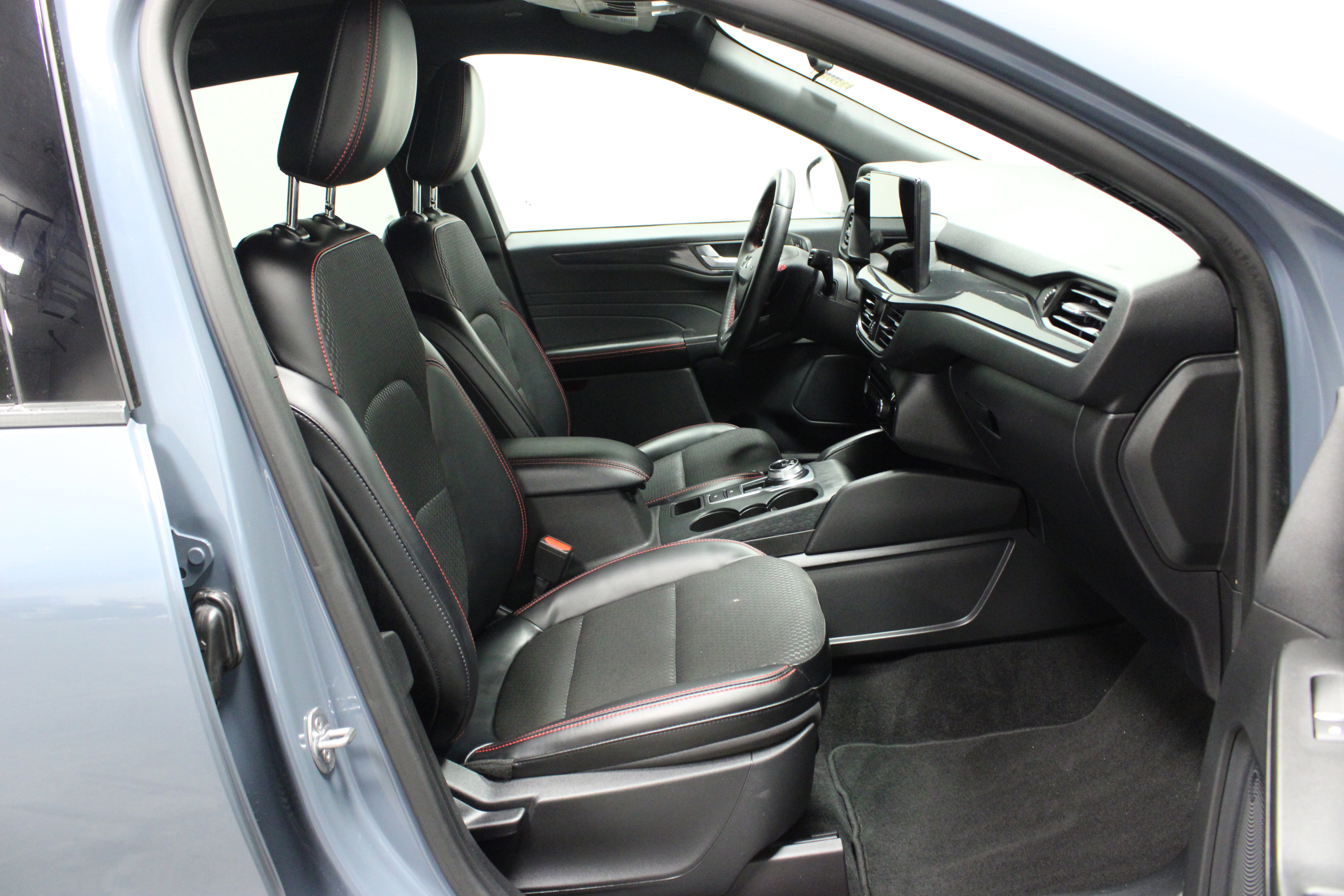 Used 2024 Ford Escape ST-Line w/ Tech Pack #1 image 14