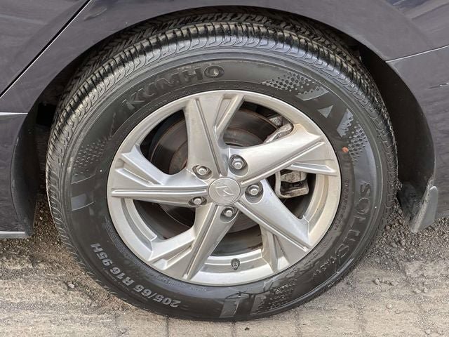 Used 2023 Hyundai Sonata SE image 12