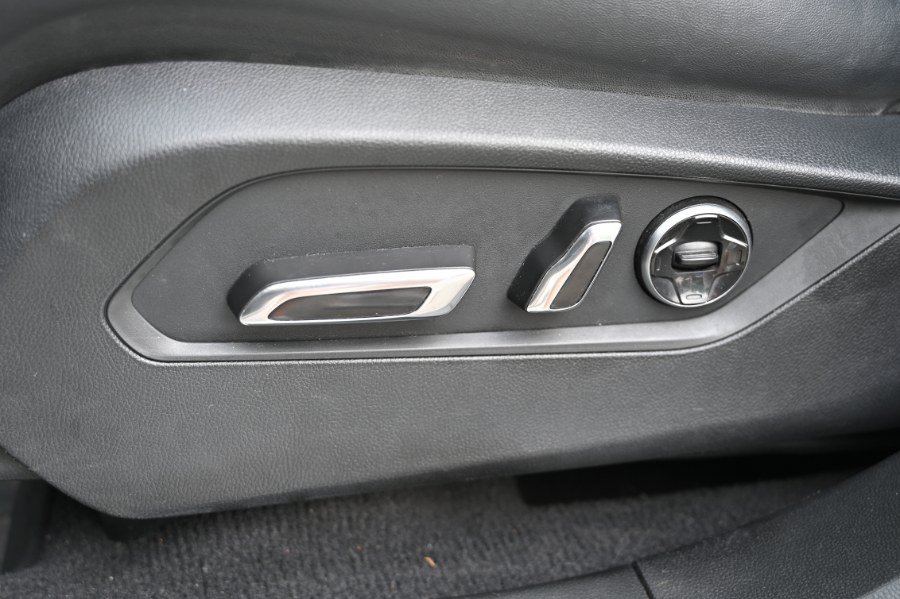 Used 2019 Acura RDX w/ Advance Package AWD/4WD image 17