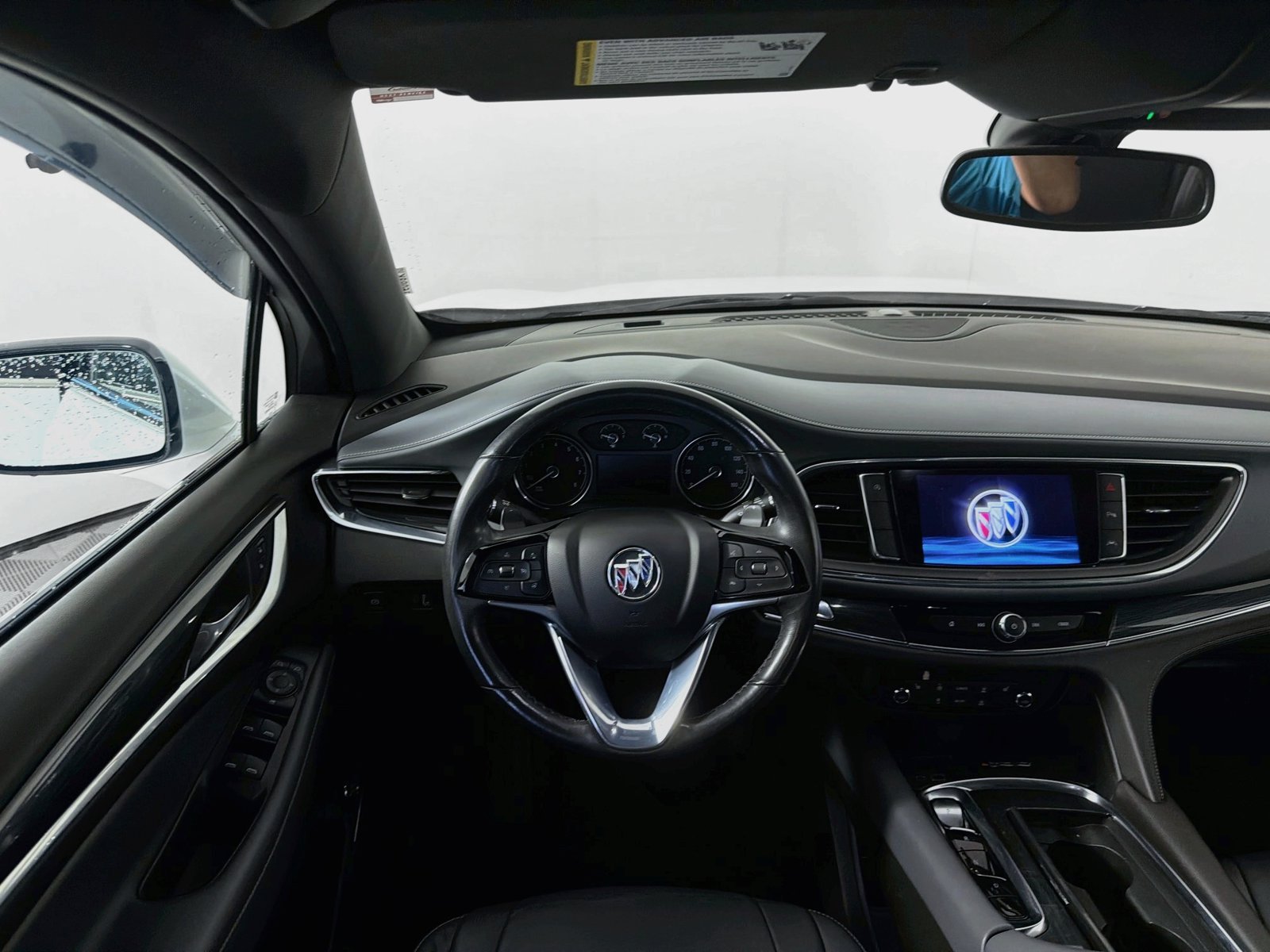 Used 2024 Buick Enclave Essence FWD image 21