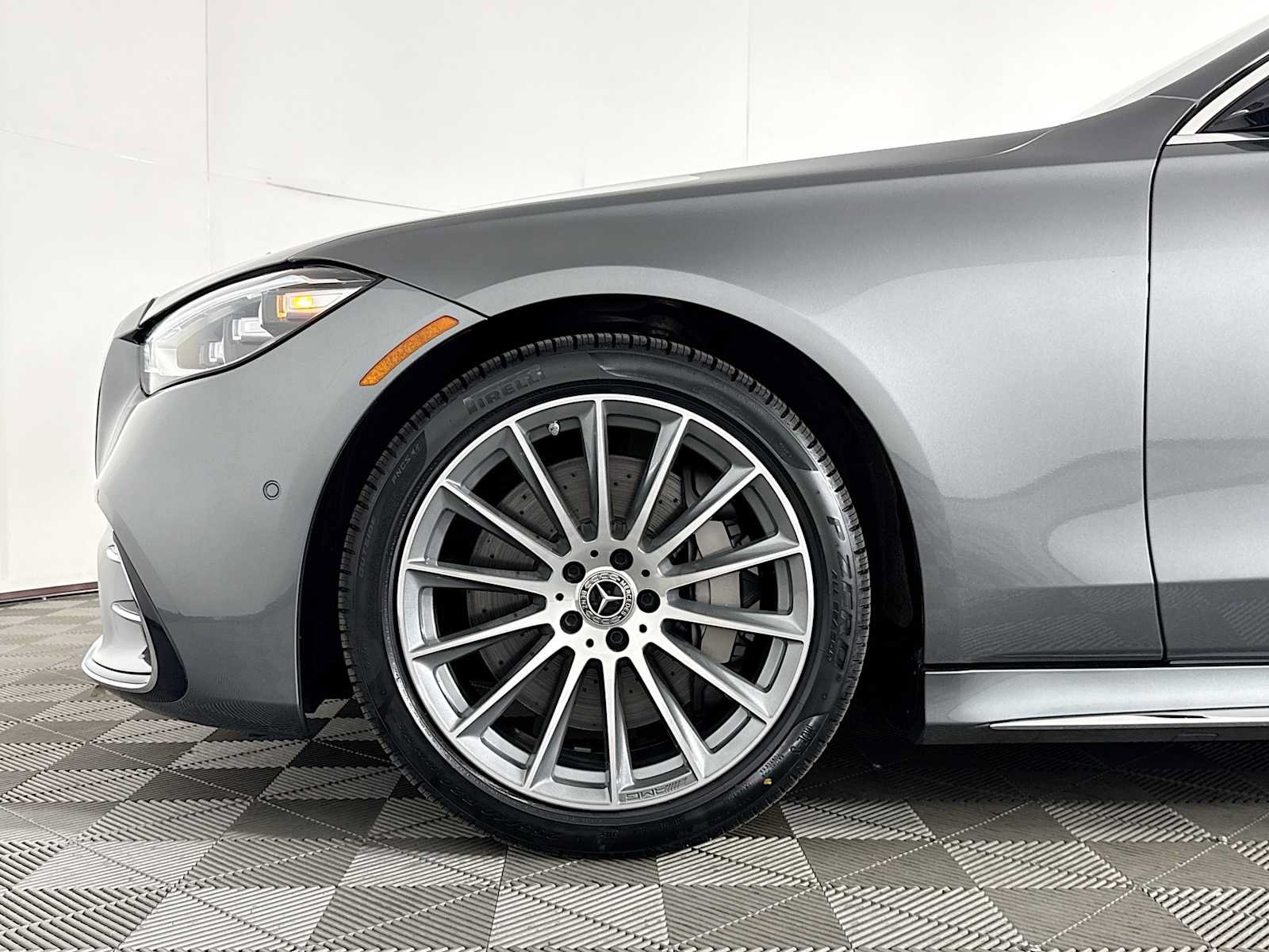 Used 2022 Mercedes-Benz S 580 4MATIC Sedan image 31