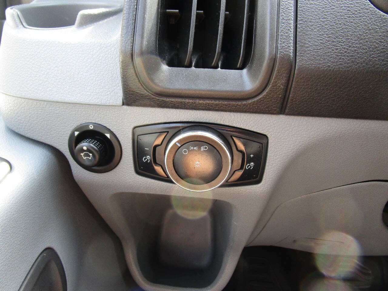 Used 2016 Ford Transit 150 130 Low Roof image 26