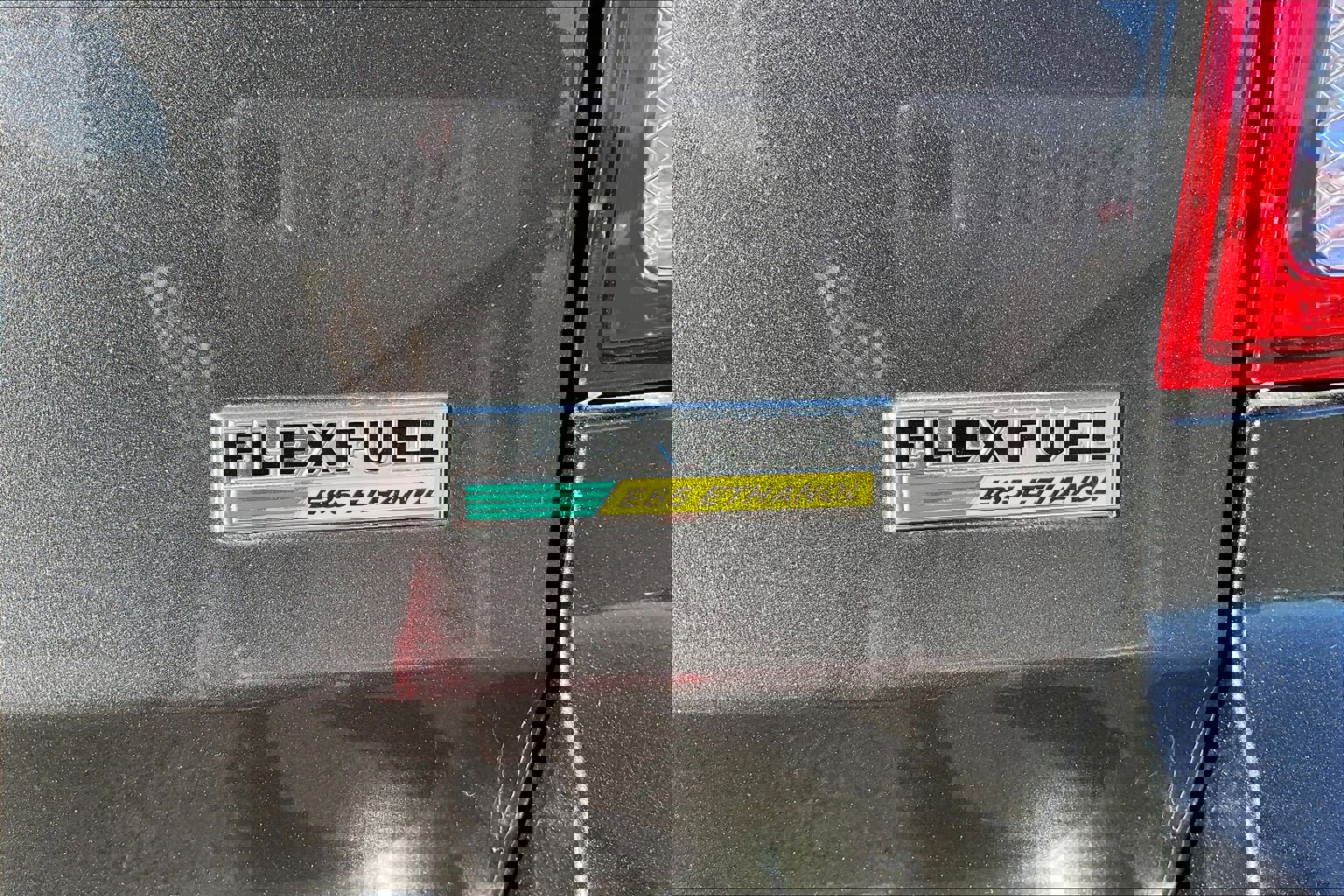 Used 2018 Dodge Grand Caravan SE w/ UConnect Hands-Free Group image 29