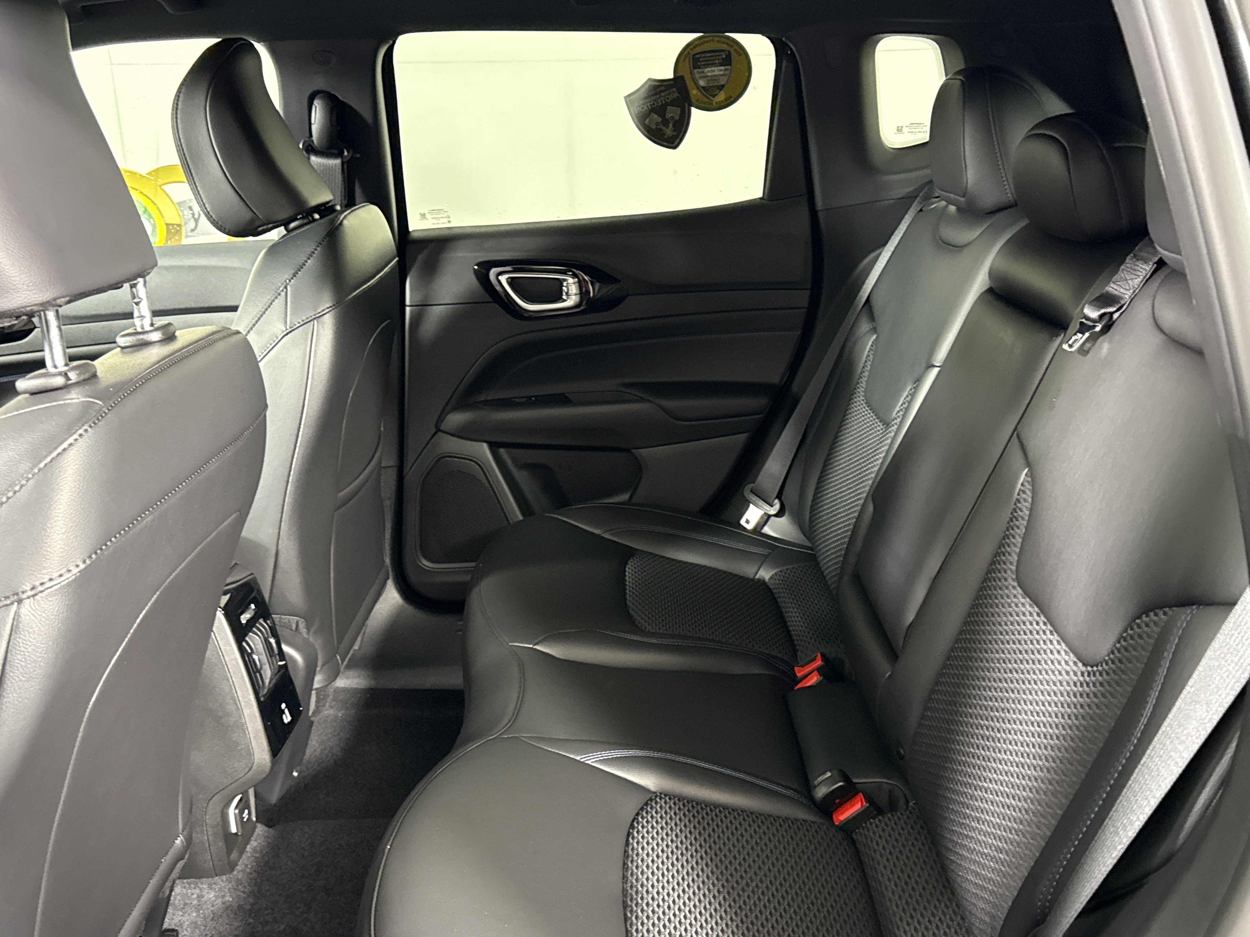 New 2026 Jeep Compass Latitude AWD/4WD image 14