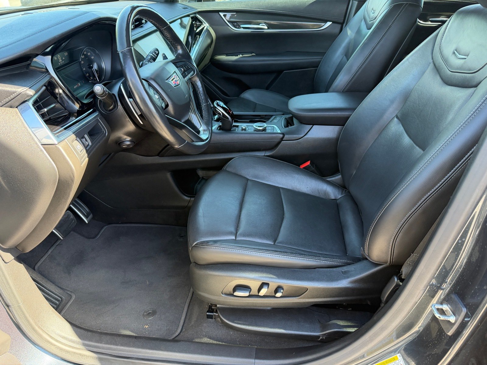Used 2020 Cadillac XT6 Sport AWD/4WD image 13