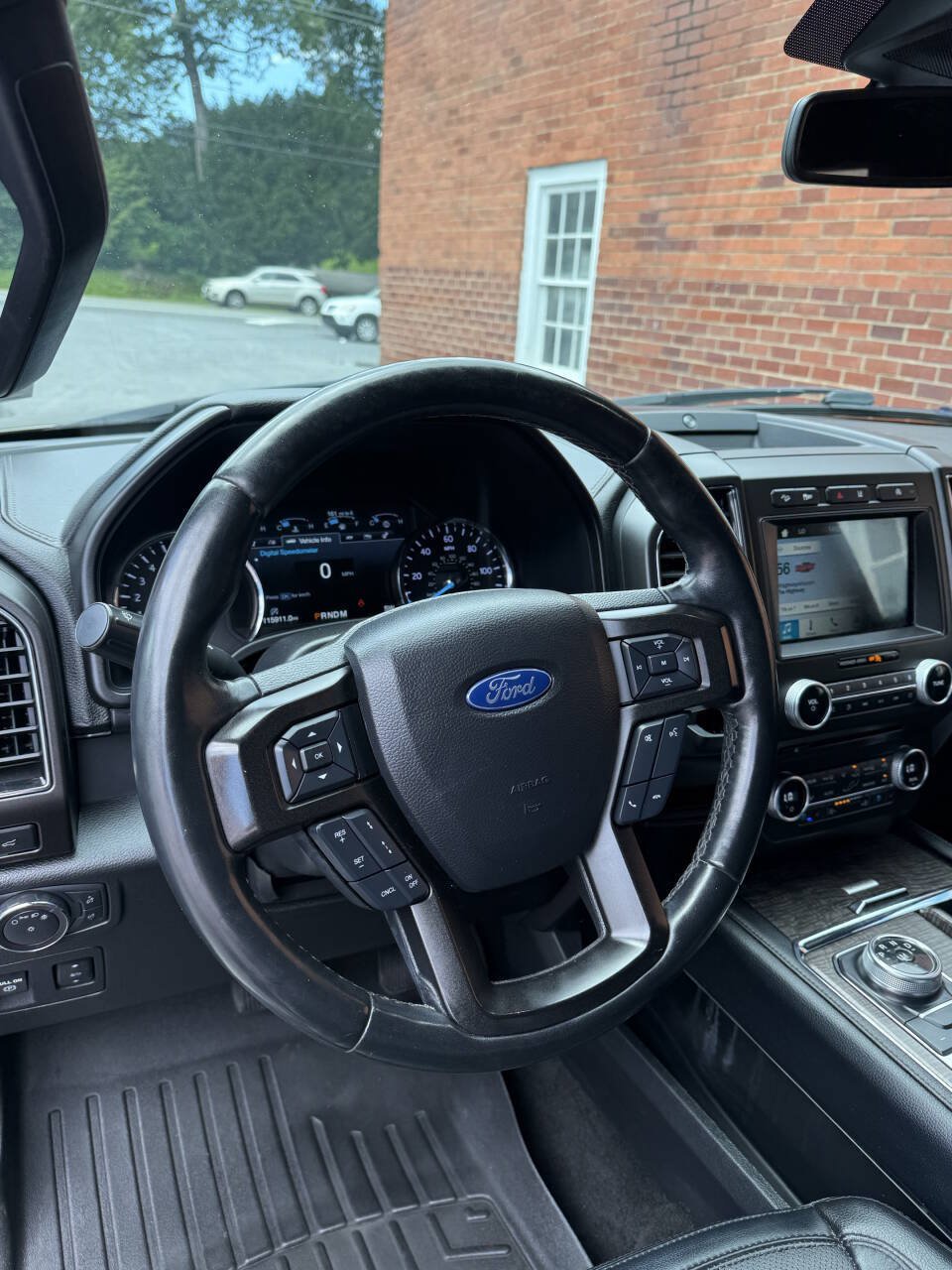 Used 2018 Ford Expedition Max Limited w/ Driver Assistance Package AWD/4WD image 7
