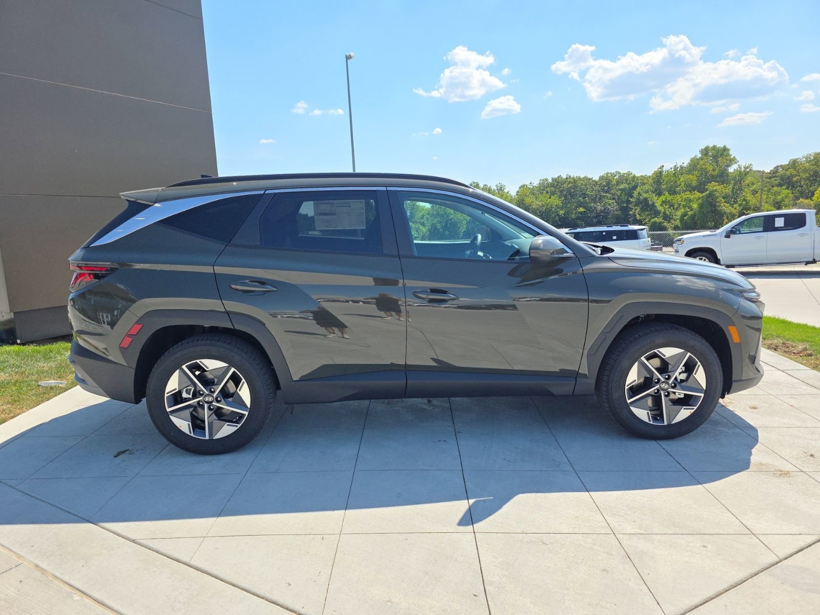 New 2026 Hyundai Tucson SEL image 4