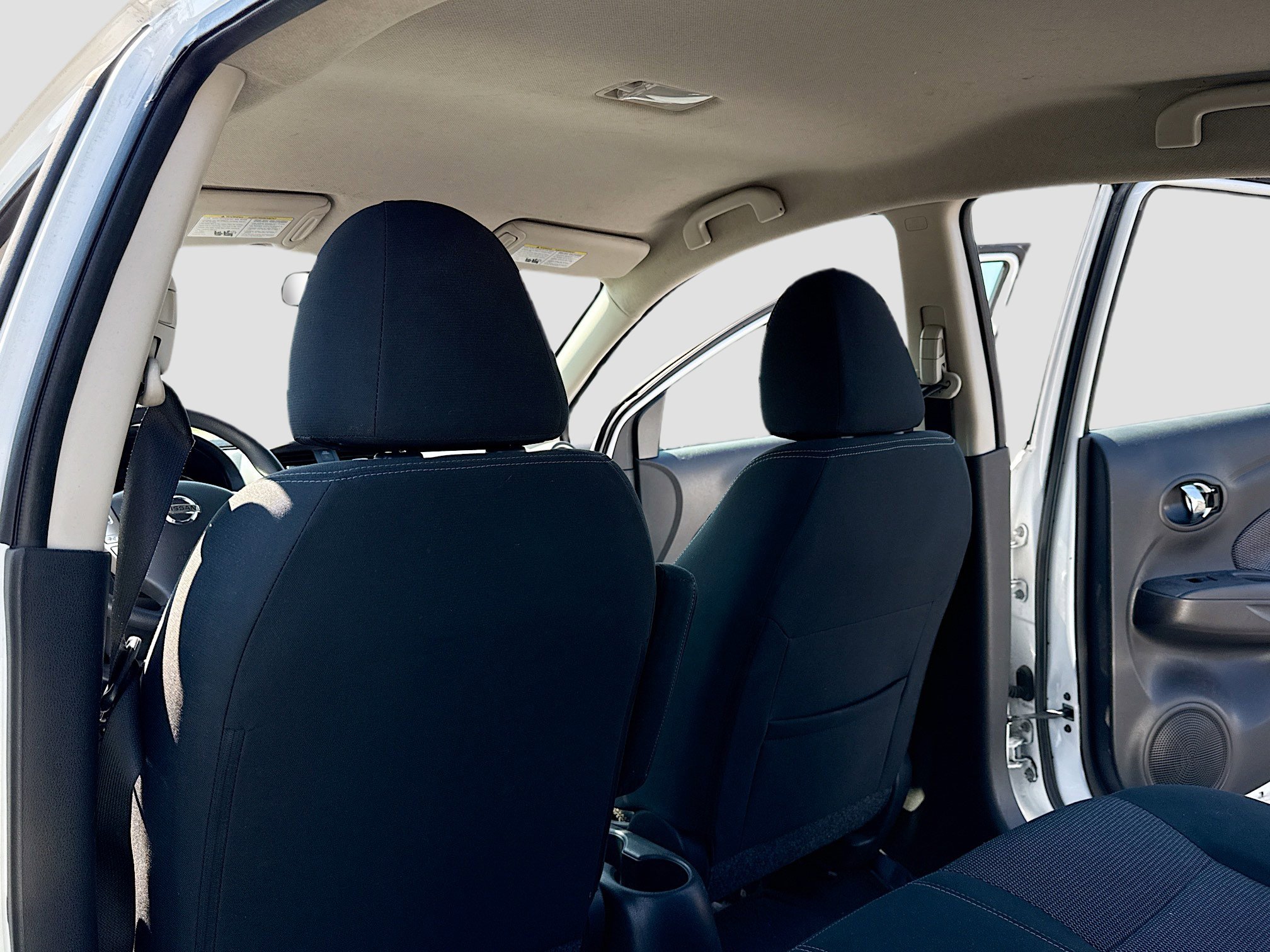 Used 2019 Nissan Versa SV image 6